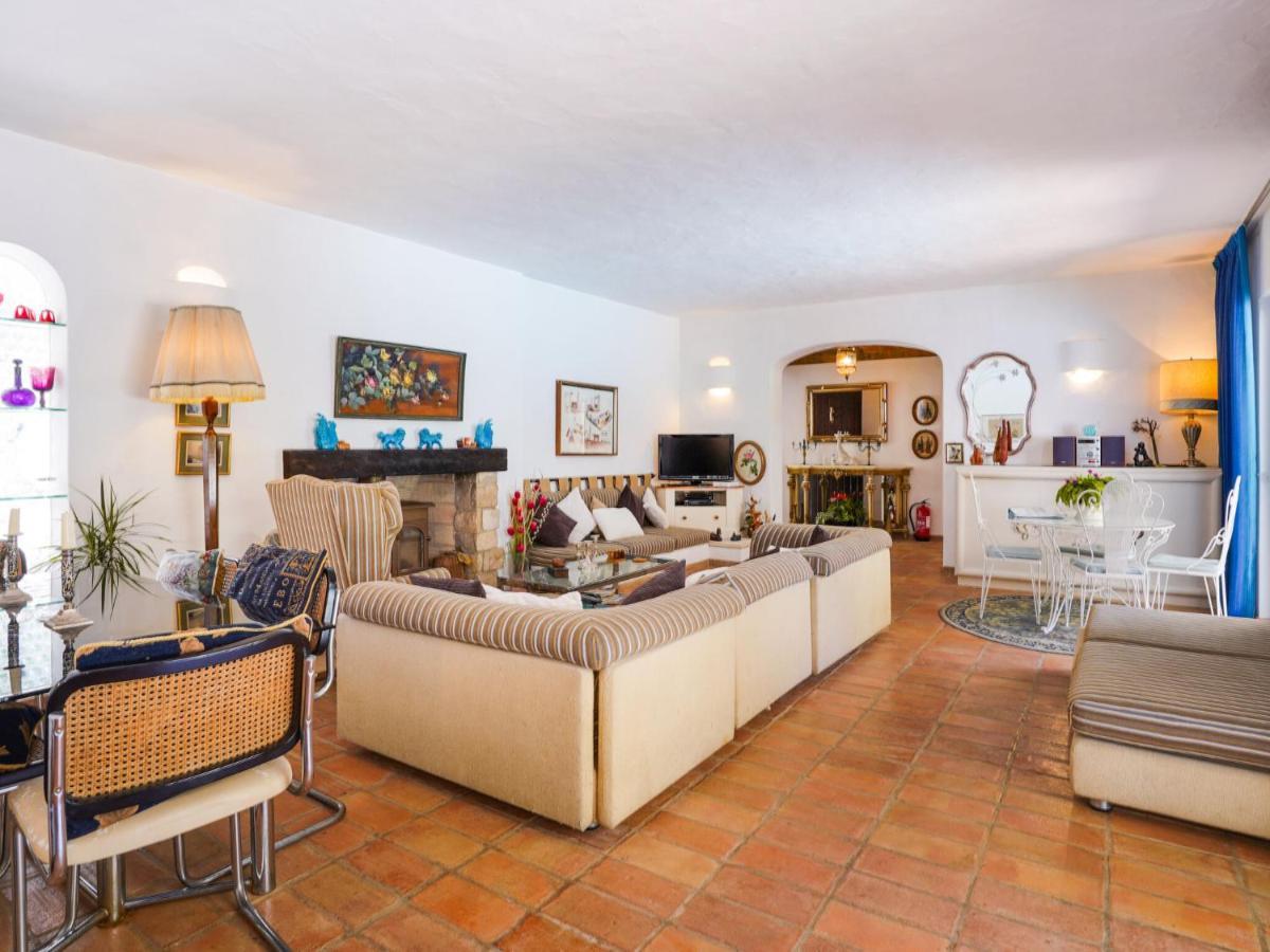 Roofed Villa In Albufeira With Private Swimming Pool Olhos de Agua  Ngoại thất bức ảnh